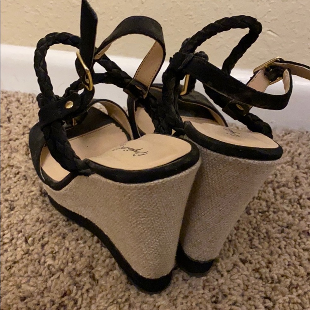 Wedges - Picture 3 of 4